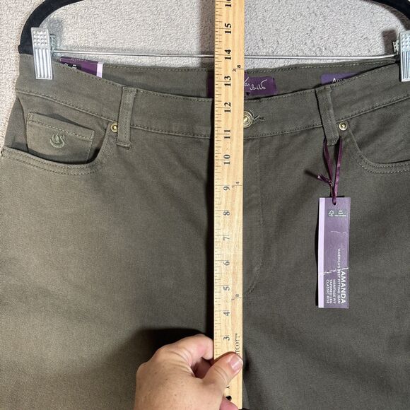 NWT Gloria Vanderbilt Amanda Jeans Women’s Size 16 Olive Green Tapered Leg - Picture 5 of 14